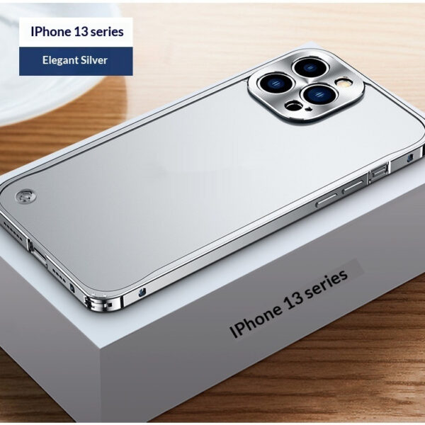 Magnetic Metal-frame Lens Case With Frosted Transparent Design And Seahorse Clasp For Phones