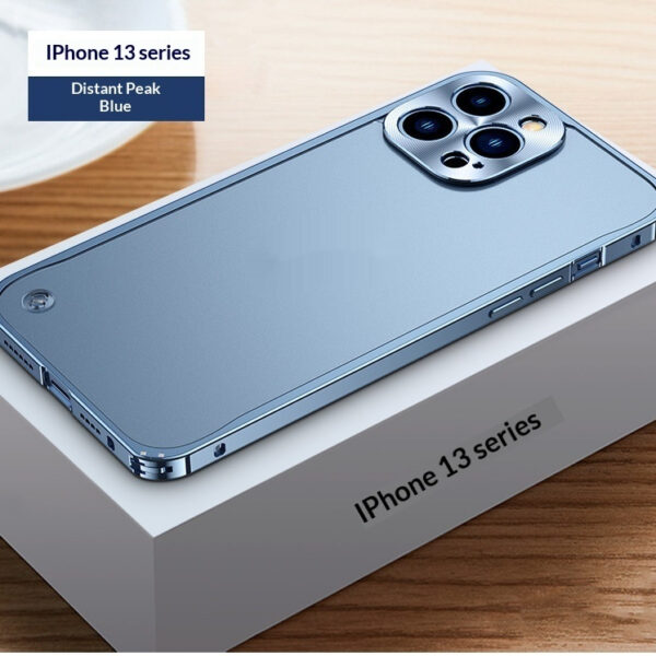 Magnetic Metal-frame Lens Case With Frosted Transparent Design And Seahorse Clasp For Phones